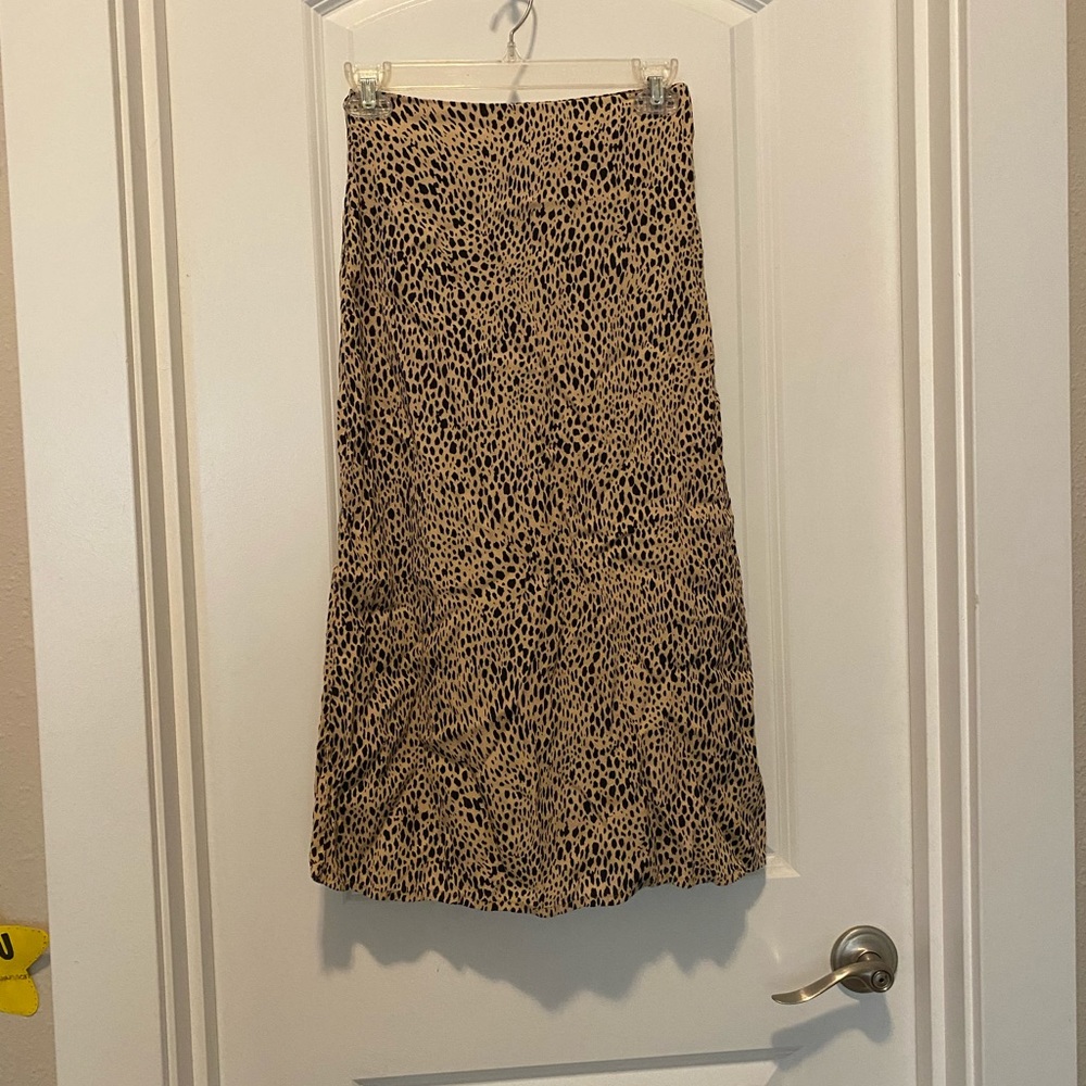 Brandy Melville skirt